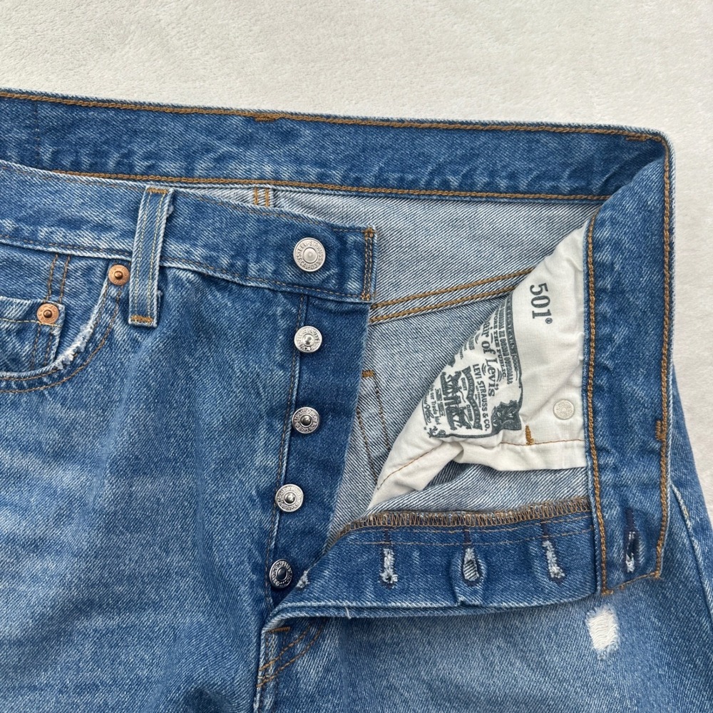 Levi's 501 Jeans Mens W29 L30 Blue Distressed Straight Leg Denim Casual - Picture 2 of 14